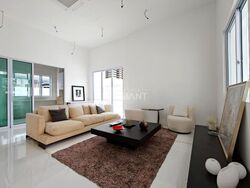 Toh Estate (D17), Terrace #498409511